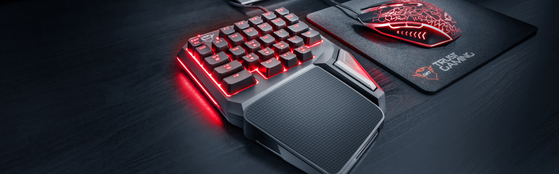 macros programmables LED Lumineux Anti Ghosting Trust Gaming GXT 888 Assa Clavier Gaming Une Main 